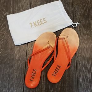Tkees Two-Toned Flip Flops